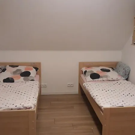 Rodinny Dum Karlik *